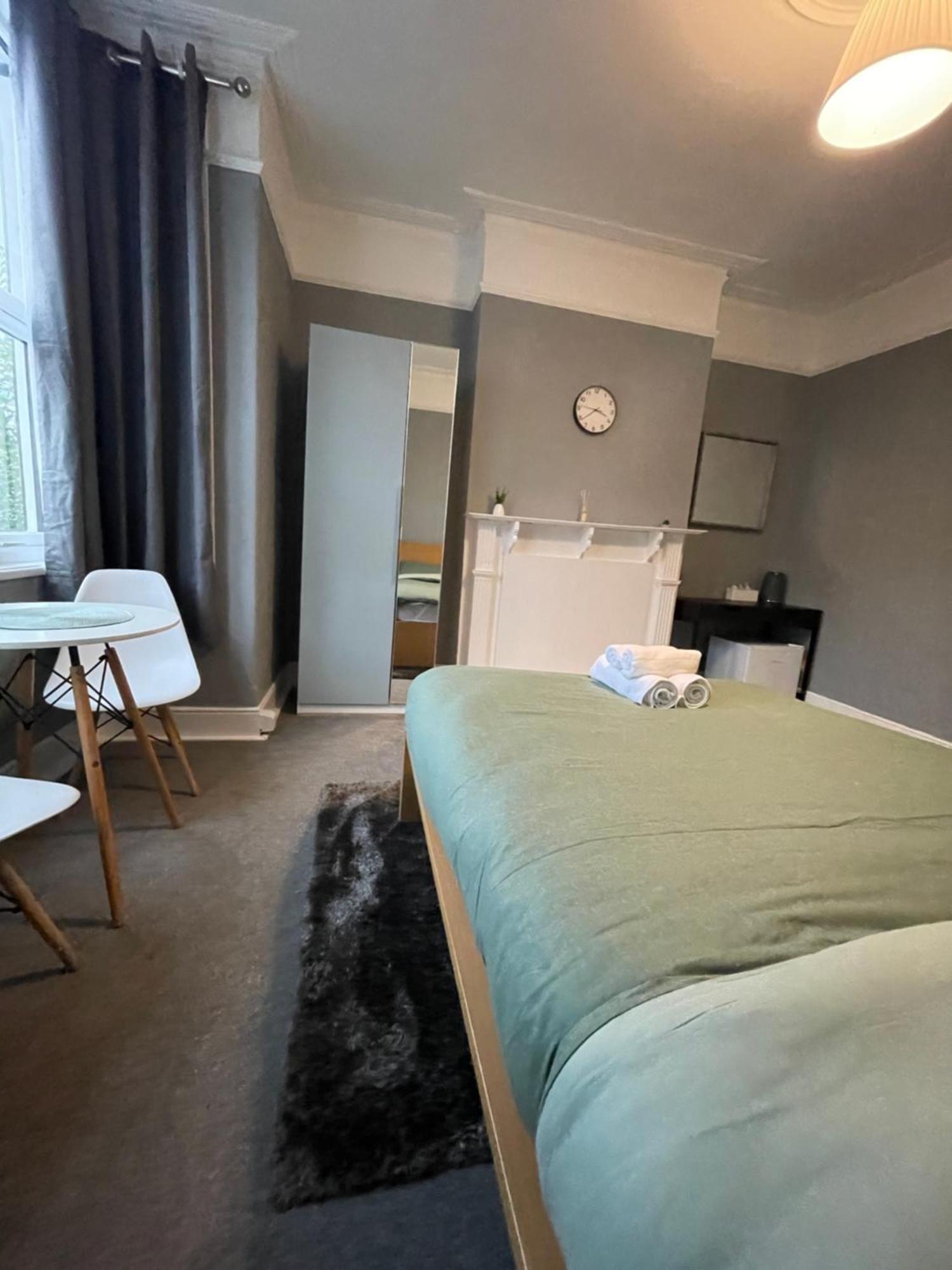 Cosy Double Rooms A Stones Throw From Wembley Stadium London Eksteriør bilde