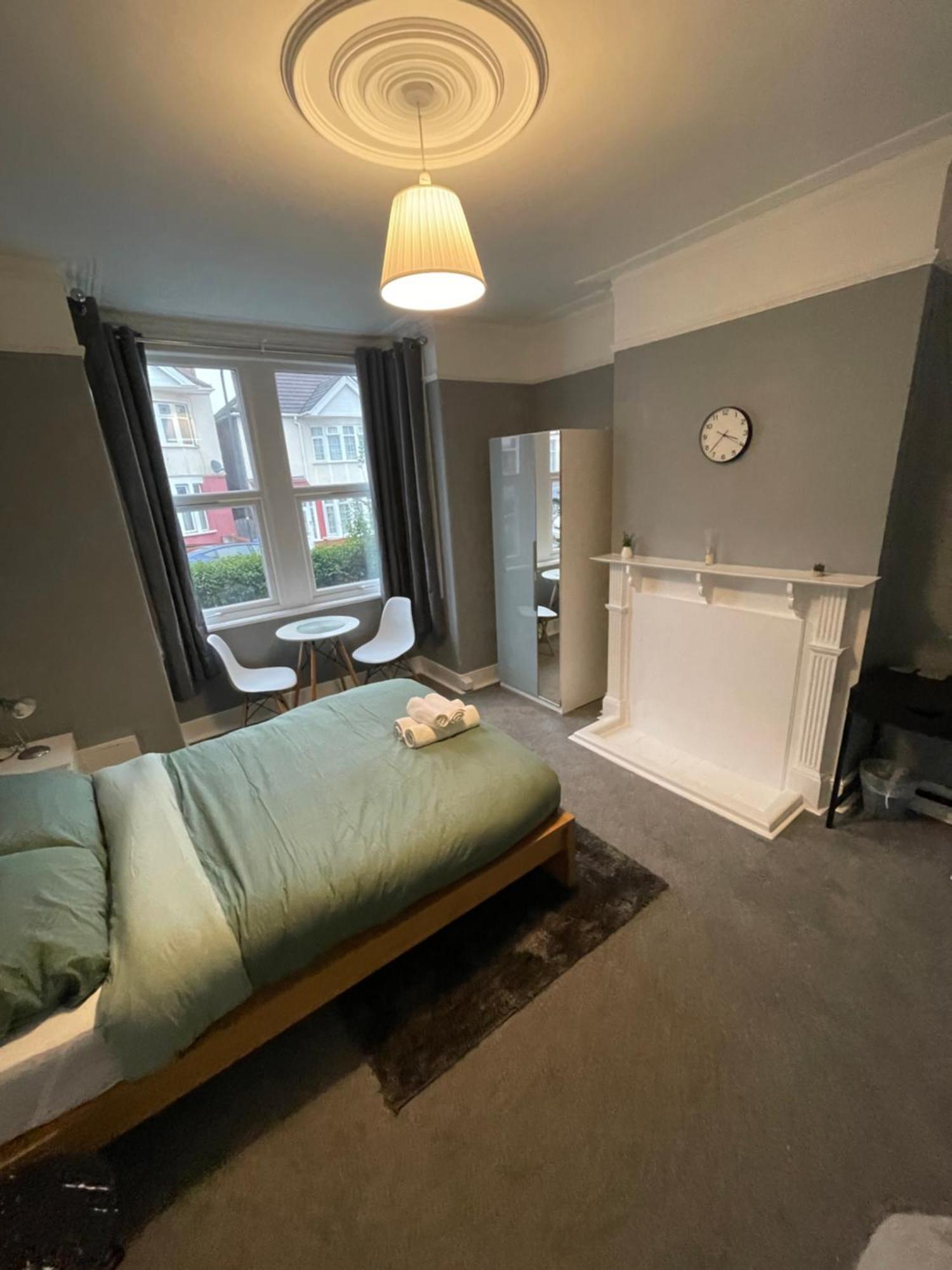 Cosy Double Rooms A Stones Throw From Wembley Stadium London Eksteriør bilde