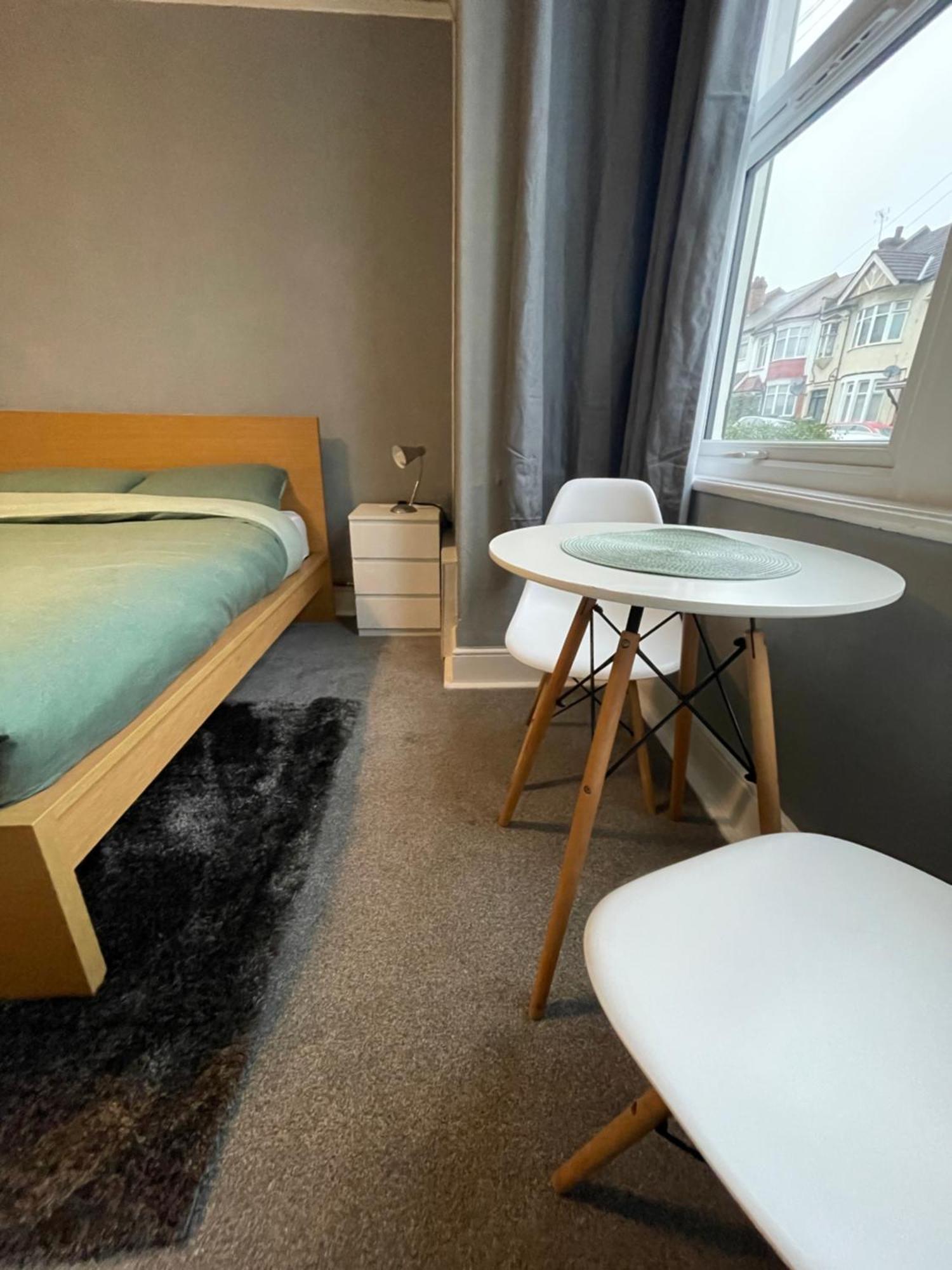 Cosy Double Rooms A Stones Throw From Wembley Stadium London Eksteriør bilde